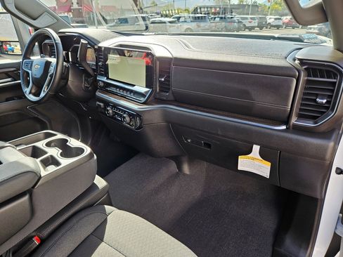 Used 2024 Chevrolet Silverado 3500 LT w/ Convenience Package AWD/4WD image 35