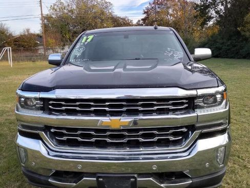 Used 2017 Chevrolet Silverado 1500 LTZ w/ LTZ Plus Package image 2