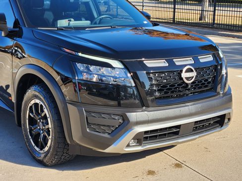 Used 2023 Nissan Pathfinder Rock Creek image 7