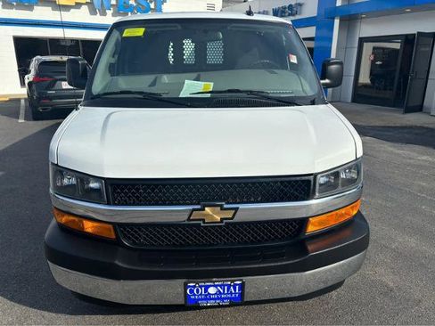 Used 2024 Chevrolet Express 2500 Full-size Cargo Van w/ Driver Convenience Package image 18