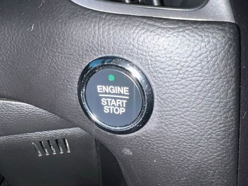 Used 2024 Ford Edge SEL AWD/4WD image 31