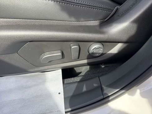 New 2026 Subaru Outback Touring XT image 22