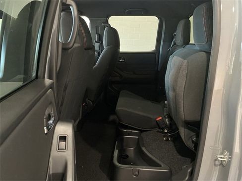 Used 2024 Nissan Frontier Pro-X w/ Technology Package image 13