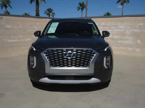 Used 2022 Hyundai Palisade Limited image 3