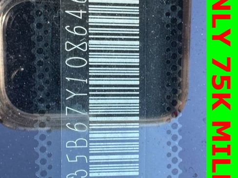 Used 2007 Pontiac Solstice Convertible w/ Premium Package image 25