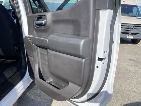 Used 2020 Chevrolet Silverado 1500 LT w/ All-Star Edition image 18