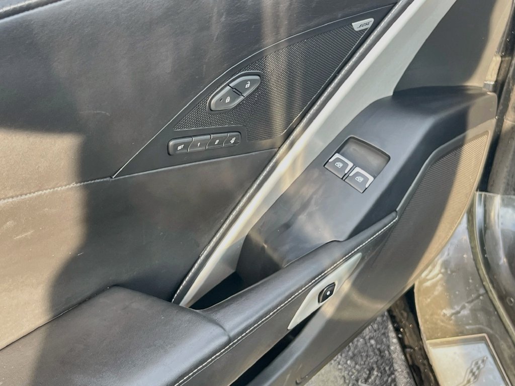 Used 2019 Chevrolet Corvette Stingray Convertible w/ 3LT Preferred Equipment Group RWD image 18