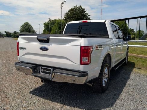 Used 2017 Ford F150 XLT w/ Equipment Group 302A Luxury AWD/4WD image 5