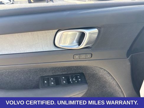 Certified 2026 Volvo XC40 B5 Plus AWD/4WD image 15