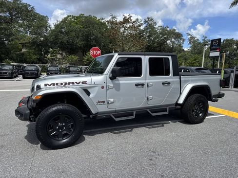 Used 2022 Jeep Gladiator Mojave w/ Trailer Tow Package AWD/4WD image 10