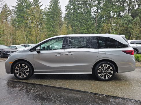 New 2026 Honda Odyssey Elite image 4