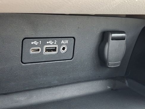 Used 2021 Nissan Altima 2.5 SV w/ SV Premium Package FWD image 24