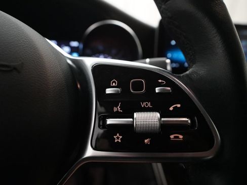 Used 2020 Mercedes-Benz GLC 300 4MATIC image 19
