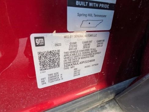 Used 2023 GMC Acadia SLT image 22