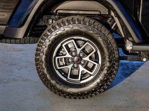 New 2026 Jeep Gladiator Rubicon AWD/4WD image 12