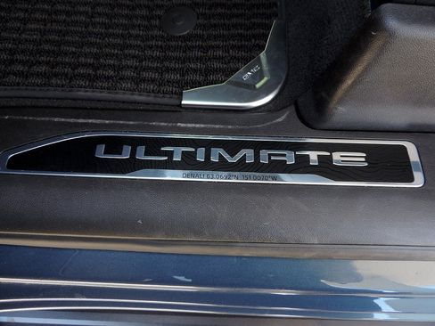 Certified 2024 GMC Sierra 3500 Denali Ultimate AWD/4WD image 14