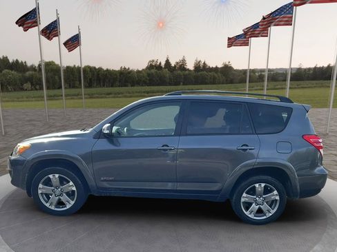 Used 2012 Toyota RAV4 Sport w/ Appearance Pkg image 8