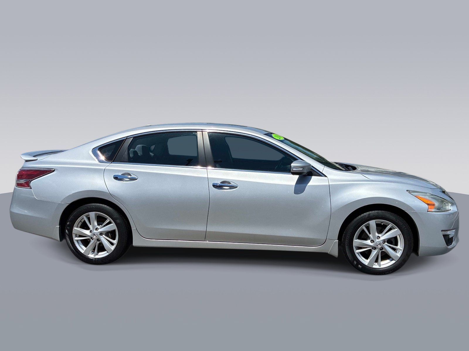 Used 2014 Nissan Altima 2.5 SV w/ Convenience Package FWD image 8