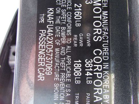 Used 2013 Kia Forte EX image 32