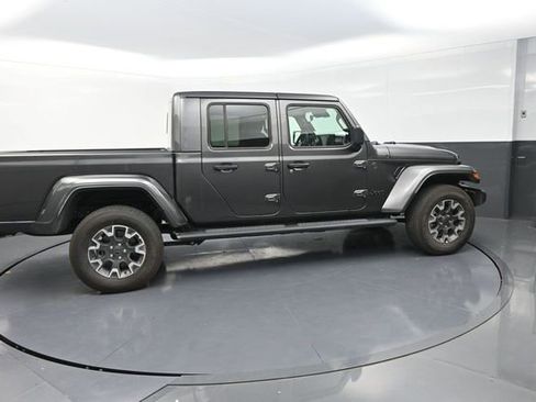 New 2025 Jeep Gladiator Sport w/ Premium Package image 11