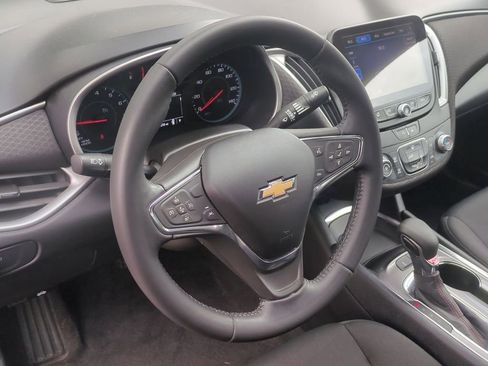 Used 2021 Chevrolet Malibu RS FWD image 14