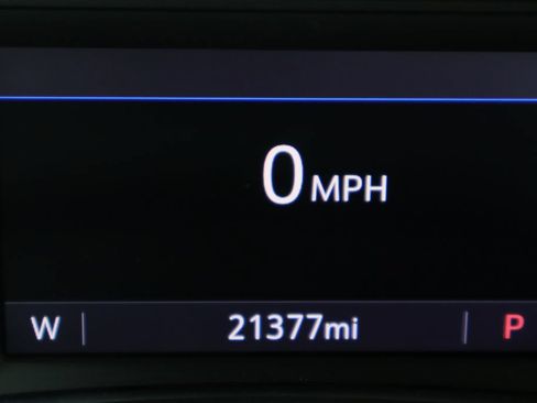 Used 2022 GMC Terrain SLE w/ Driver Convenience Package FWD image 14