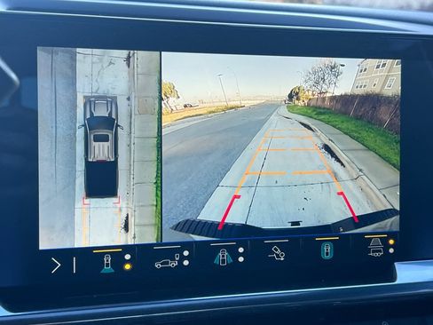 Used 2025 Chevrolet Silverado 2500 High Country w/ High Country Premium Package image 18