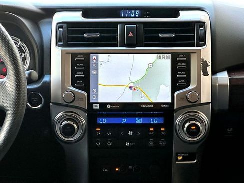 Certified 2024 Toyota 4Runner Limited AWD/4WD image 31