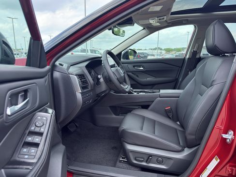 New 2026 Nissan Rogue Dark Armor AWD/4WD image 11