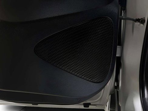 Used 2022 Toyota Corolla XSE image 38