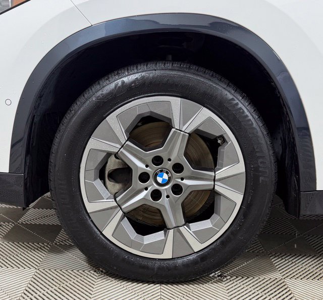Certified 2024 BMW X1 xDrive28i w/ Convenience Package AWD/4WD image 9
