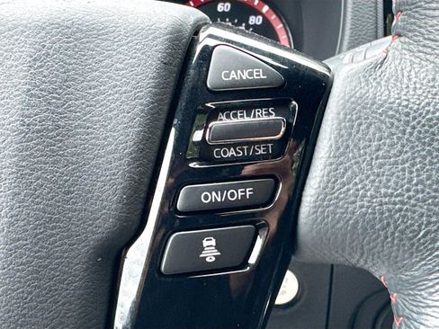 Used 2022 Nissan Frontier Pro-X image 10