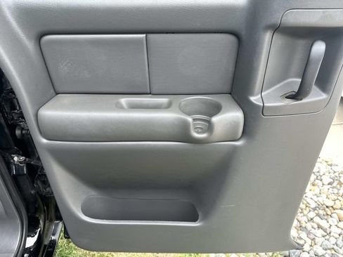 Used 2003 GMC Sierra 1500 2WD Extended Cab image 12