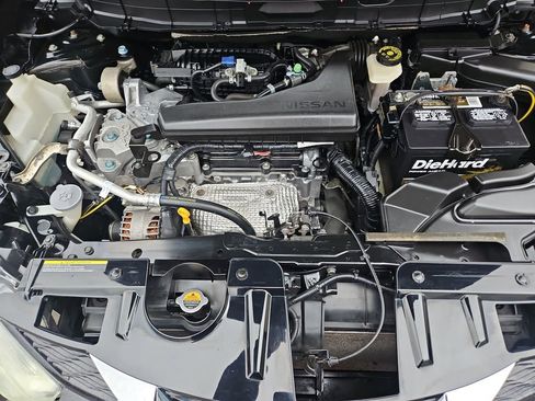 Used 2015 Nissan Rogue SV AWD/4WD image 22