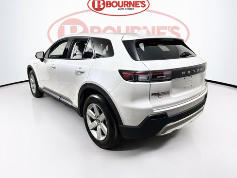 Used 2025 Honda Prologue EX image 8