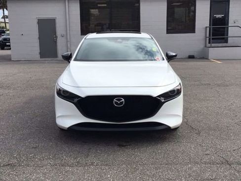 Used 2021 MAZDA MAZDA3 AWD 2.5 Turbo Hatchback image 2