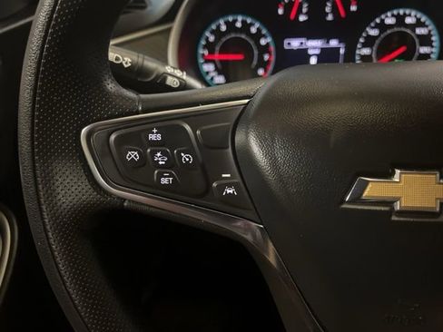 Used 2023 Chevrolet Malibu LT image 38