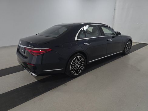 Used 2023 Mercedes-Benz S 580 4MATIC Sedan image 6