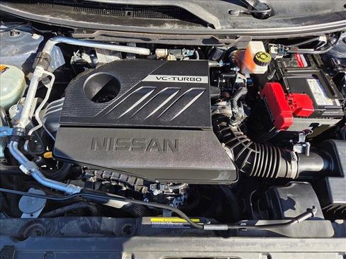 Used 2023 Nissan Rogue SL w/ SL Premium Package image 23
