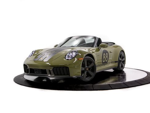 Certified 2026 Porsche 911 GTS RWD image 1