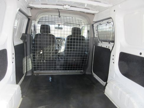 Used 2017 Chevrolet City Express LS image 17