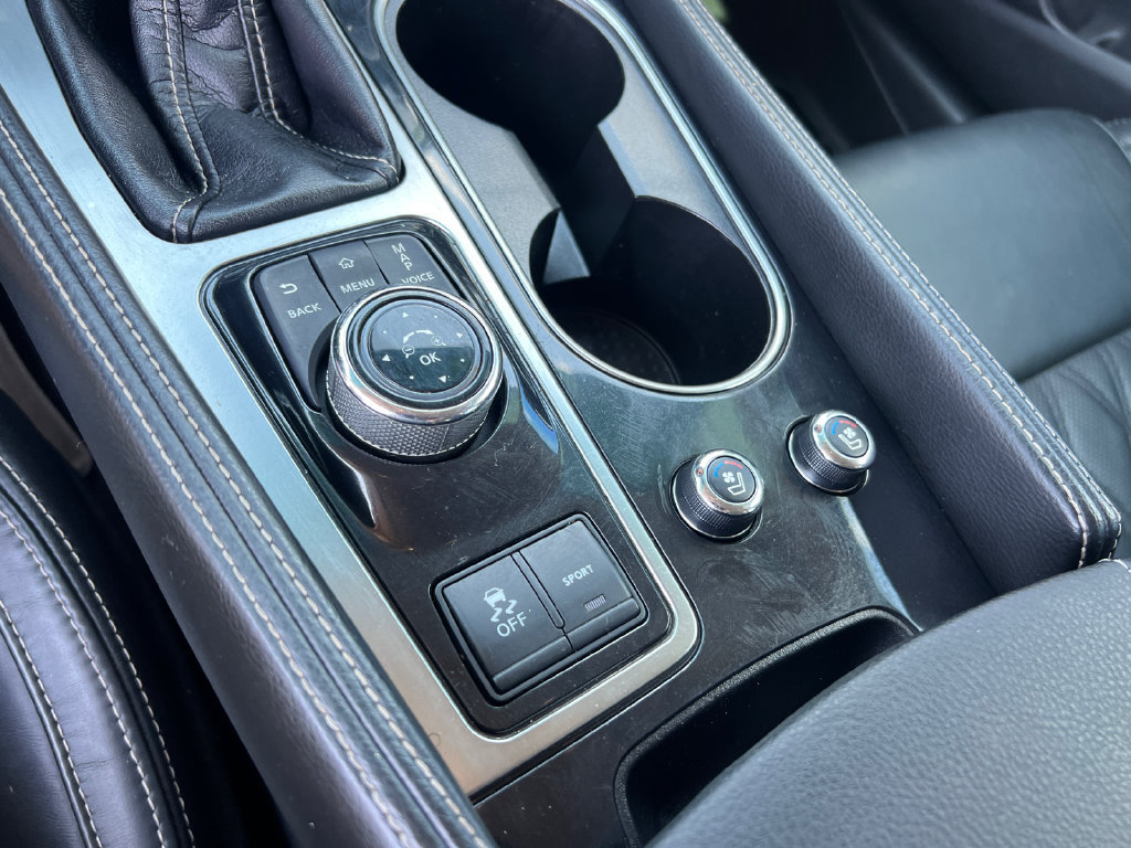 Used 2023 Nissan Maxima Platinum w/ Sport Mat Group FWD image 33