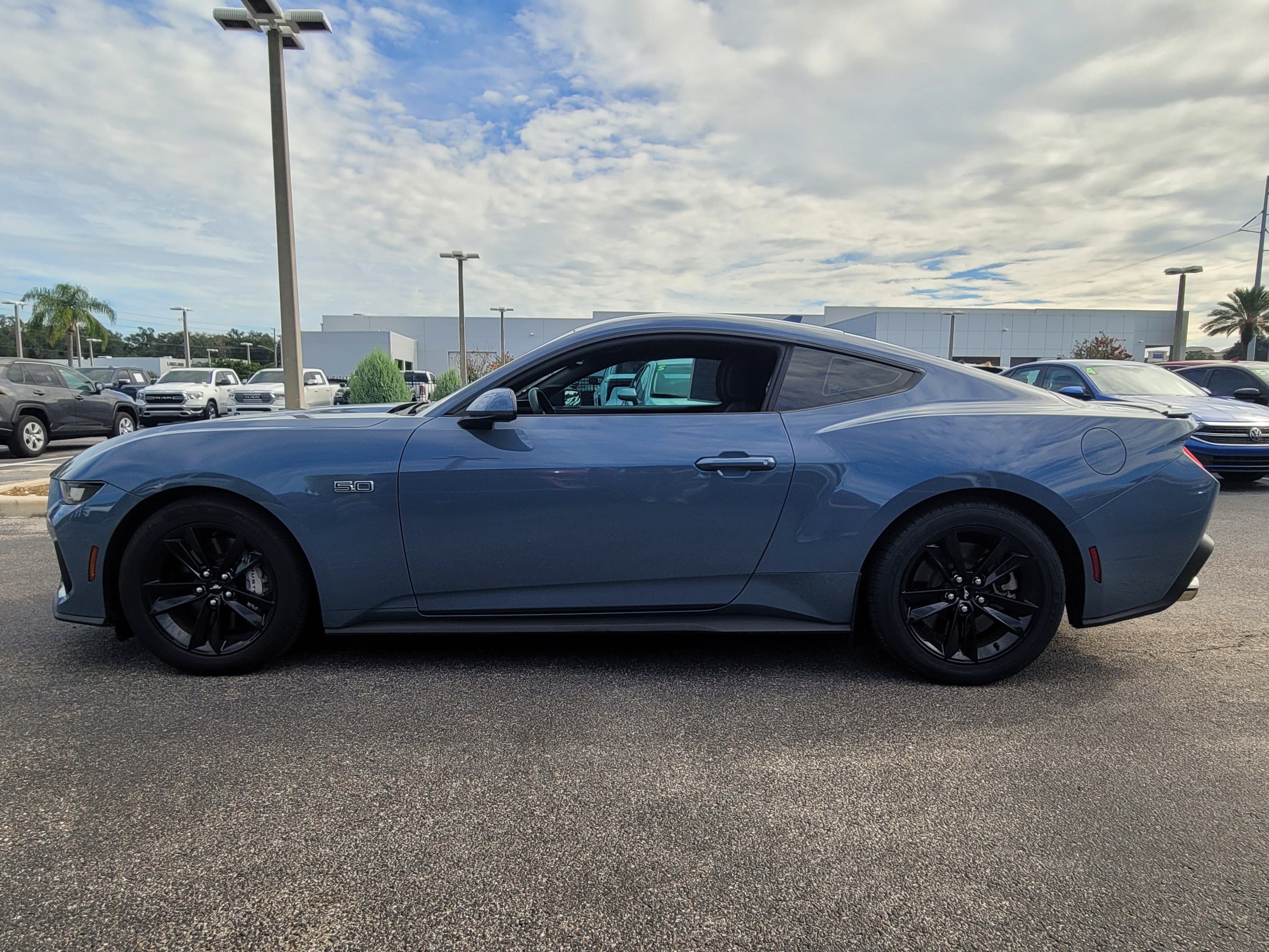 Used 2025 Ford Mustang GT RWD image 7