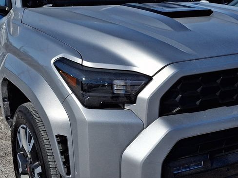 Certified 2025 Toyota 4Runner TRD Sport image 9