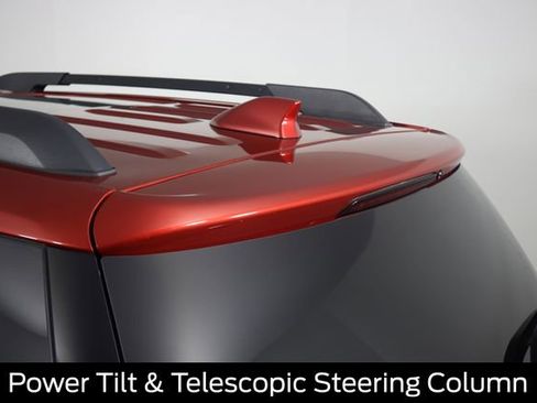 Used 2021 GMC Acadia AT4 w/ Technology Package image 32