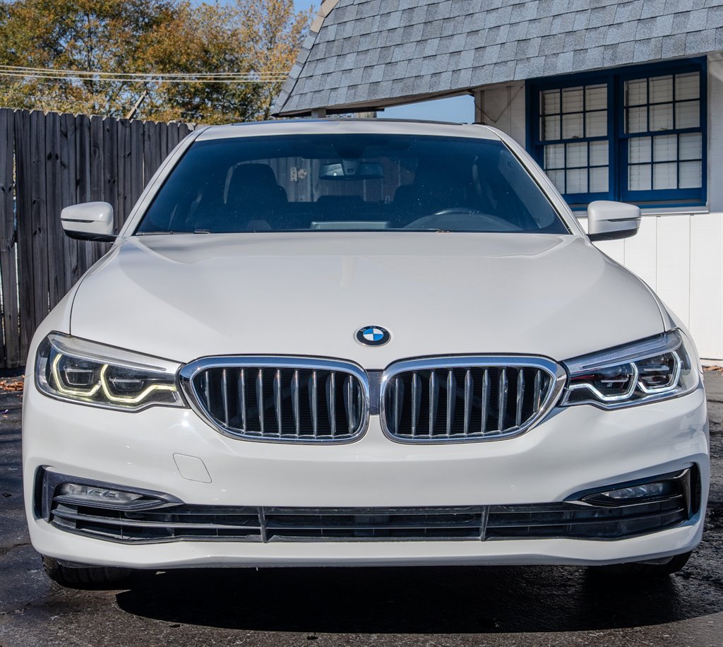 Used 2017 BMW 540i RWD image 8
