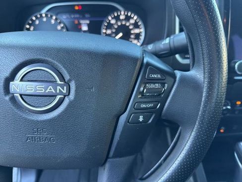 Certified 2024 Nissan Frontier SV w/ Technology Package image 25