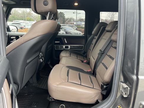 Certified 2019 Mercedes-Benz G 63 AMG 4MATIC image 32