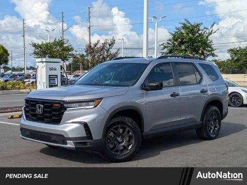 New 2025 Honda Pilot TrailSport image 1