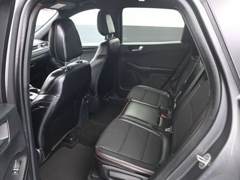 Used 2025 Ford Escape ST-Line AWD/4WD image 10